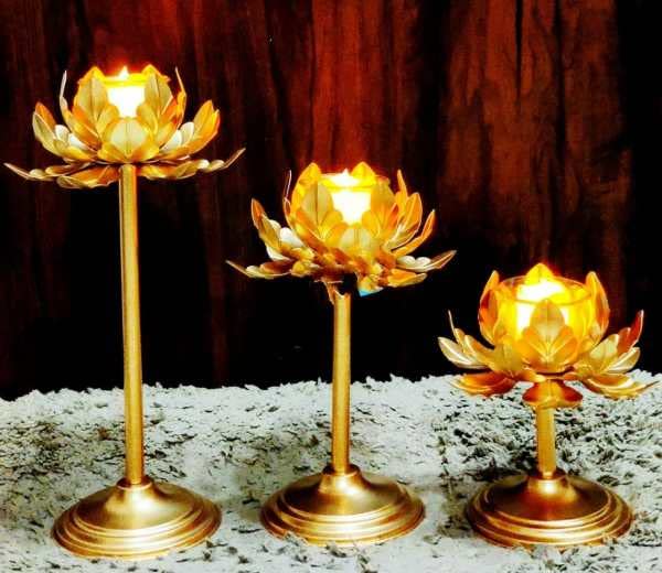 Conwo Set of 3 Golden Metal Lotus Flower Tealight Candle Holder Stand, Votive Candle Holder Stand, Lotus Leaves Candle Holder Metallic Gold Finish